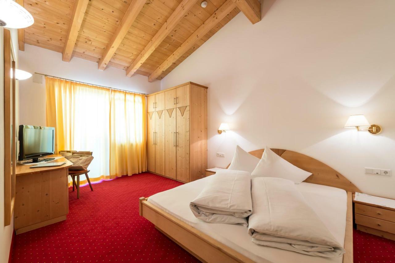 Hotel Fernblick Сан-Валентіно-Алла-Мута Екстер'єр фото